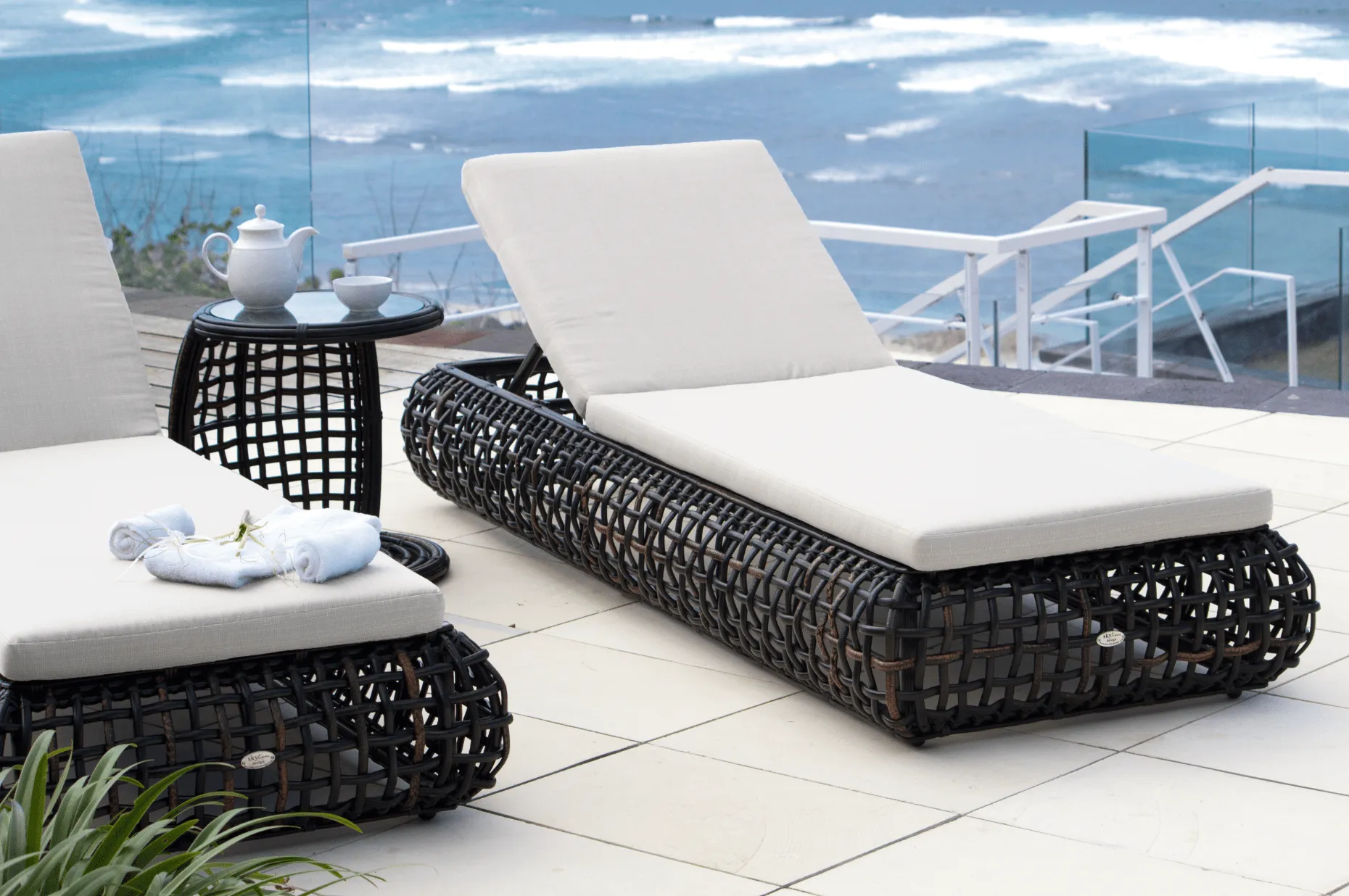 Dune Road Outdoor Chaise Lounger  With Canvas Cushion