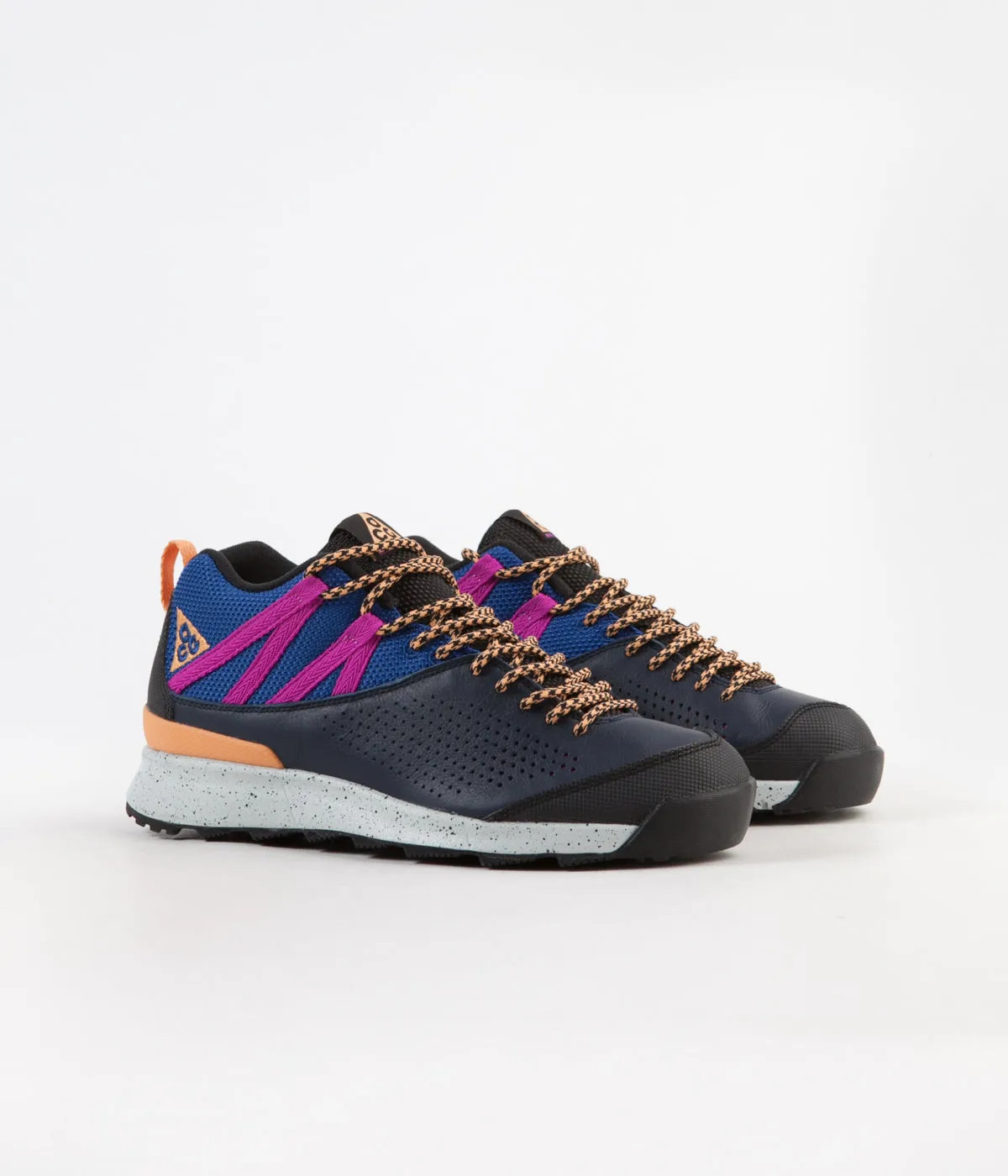 Nike ACG Okwahn II Shoes - Obsidian / Fuel Orange - Indigo Force